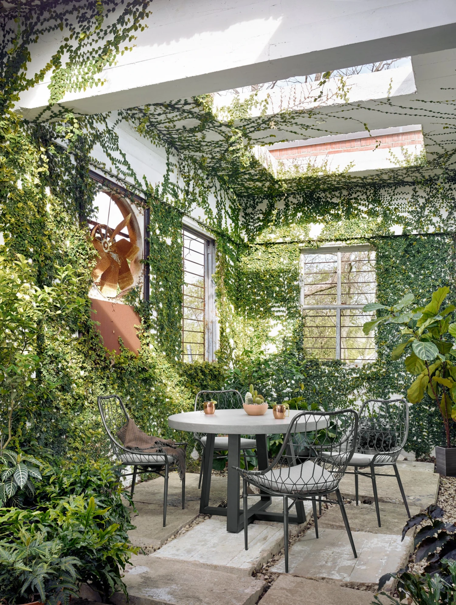 Agatha Indoor / Outdoor Round Dining Table 2 Agatha Indoor / Outdoor Round Dining Table - Image 2